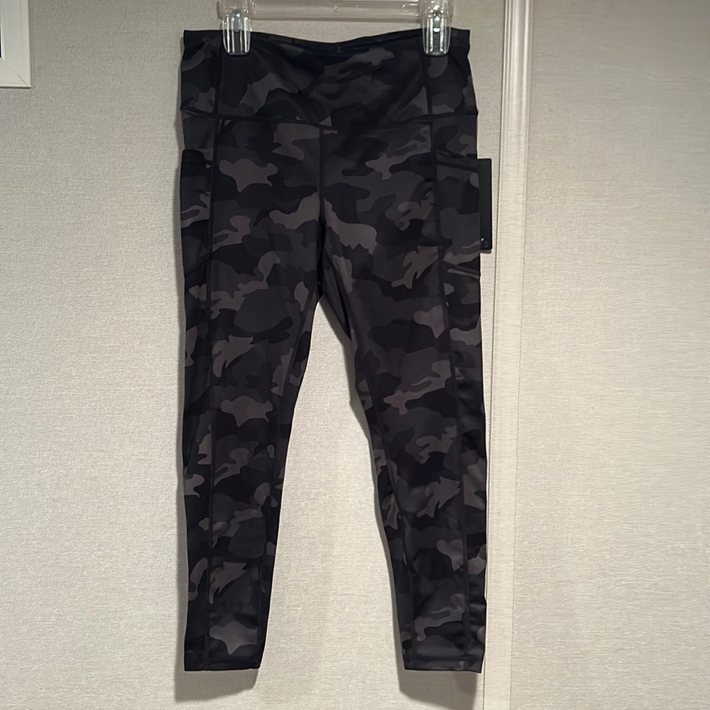 YOGALICIOUS pants